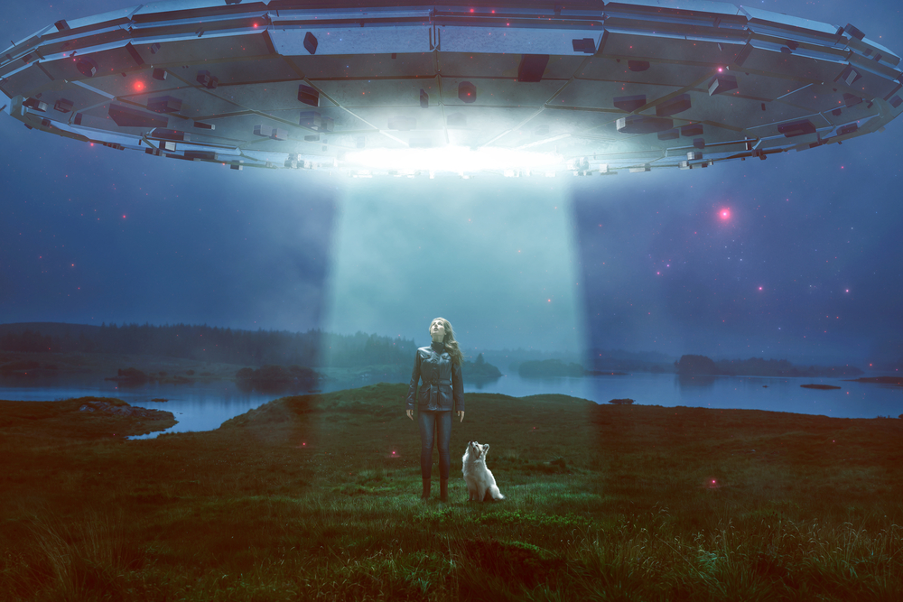 What are Fast Radio Burst Signals and are aliens trying to communicate with us?